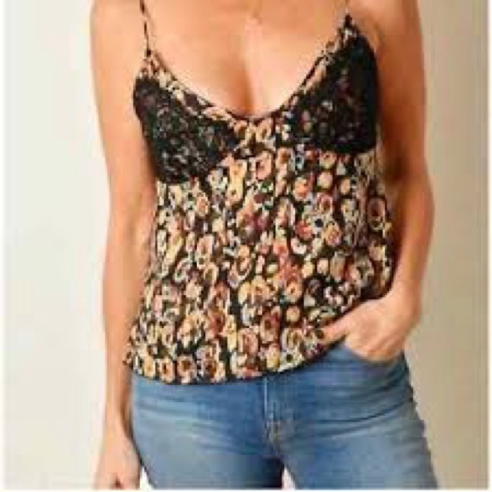 Intimately FREE PEOPLE Little Dreams Camisole Floral Lace Adjustable Straps Sz S